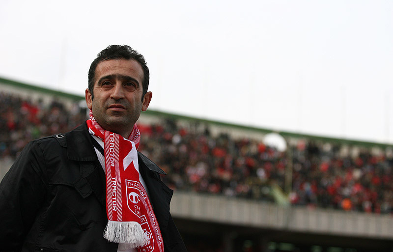 کمالوند سرمربی گسترش فولاد شد