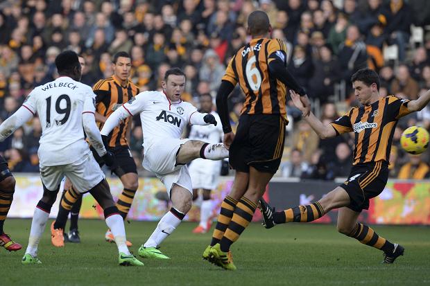 Wayne Rooney scores a screamer